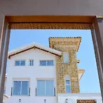 Apartamentos Rurales El Lago